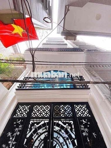 SIÊU PHẨM DÒNG TIỀN 7 TẦNG THANG MÁY Ô TÔ VÀO NHÀ SÁT HỒ 12 PHÒNG VIP
