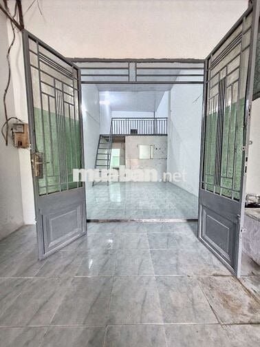 Cho thuê nhà mặt tiền sát trường học