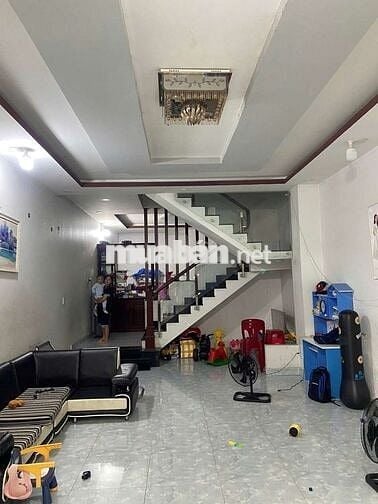 Cho thuê nhà lầu phường tân hiệp