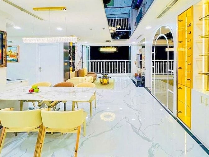 Bán hoặc cho thuê Căn hộ Vinhomes Central Park 3 phòng ngủ 98m2
