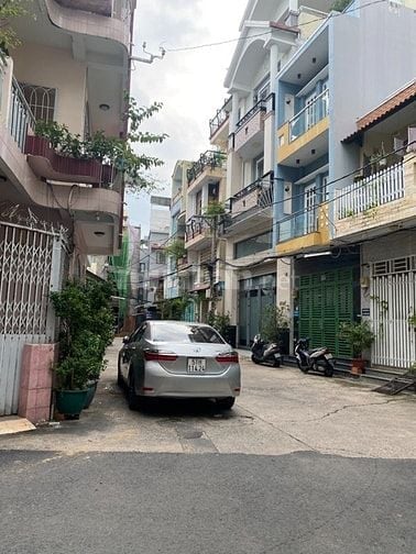 XE HƠI CÁCH NHÀ VÀI CĂN - 5 TẦNG BTCT - 6 PN - LÔ GÓC KO LỘ GIỚI