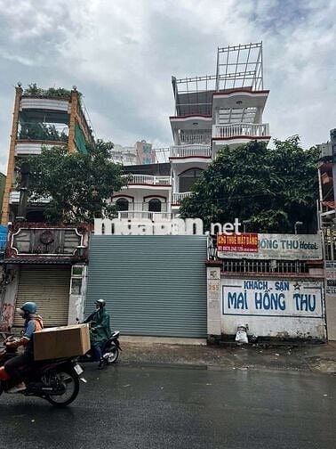 Mặt bằng  rộng 13m Nguyễn Thượng Hiền gần vòng xoay.