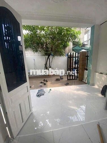Bán nhà đường 8 linh xuân. Ngay chợ Xuân Hiêp