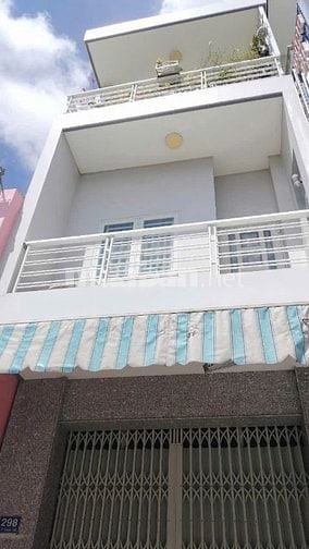 CHÍNH CHỦ CẦN BÁN GẤP NHÀ MẶT TIỀN ĐƯỜNG LÝ THÁI TỔ 