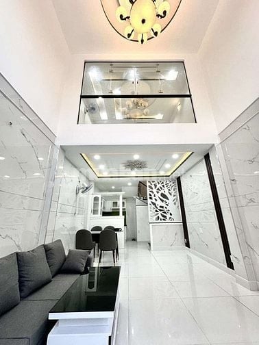 Vị trí đắc địa sầm uất nhất BT đường Bạch Đằng 70m2 đường 6m, SHR 4tỷ6