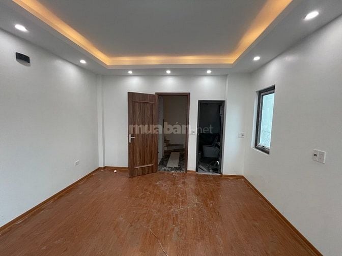 NHÀ MỚI TING, BẮC TỪ LIÊM: DT 35M2, ÔTÔ ĐỖ CỬA, 6 TẦNG THANG MÁY