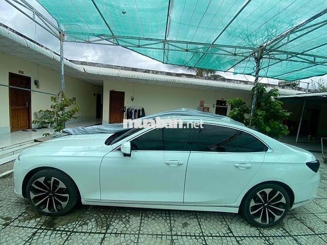 VinFast Lux A2.0 2020 Premium 2.0 AT - 10005 km