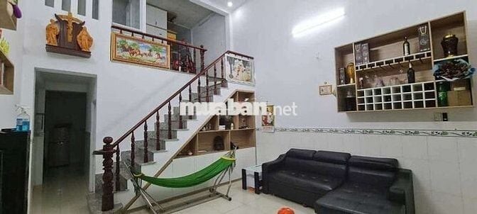 Nhà gác lửng Phú Hoà, 2PN, đường rộng 6m