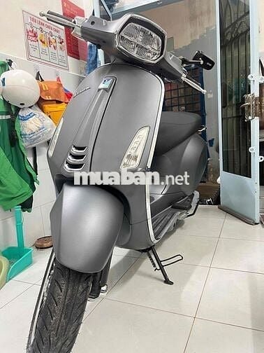 vespa sprint 125