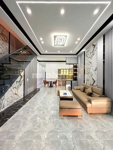 NHÀ BÌNH THẠNH CHỈ 4 TỶ 350 NGAY TRẦN BÌNH TRỌNG ĐANG CHO THUÊ 18TR