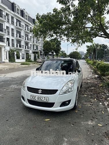Suzuki Swift 2017 1.4 AT - 82000 km