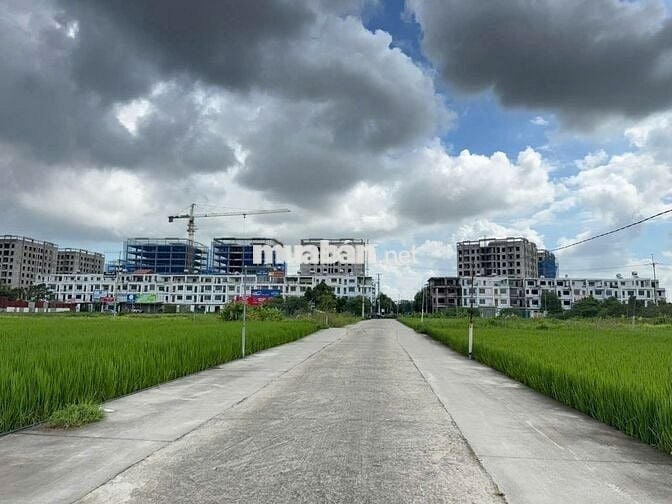 Chính Chủ Cần Bán Gấp - Lô Đất Đẹp Kim Hoa, Mê Linh - Gần Dự Án Vành