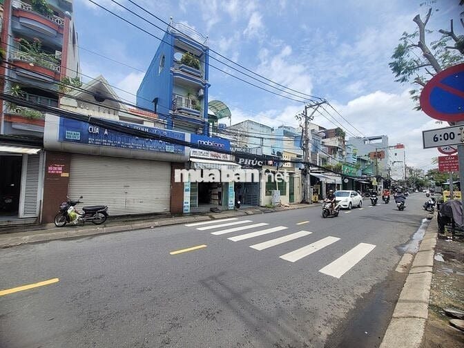 Chính chủ cho thuê nhà MT (6x30) sát chợ 186 Tôn Thất Thuyết, P4, Q4