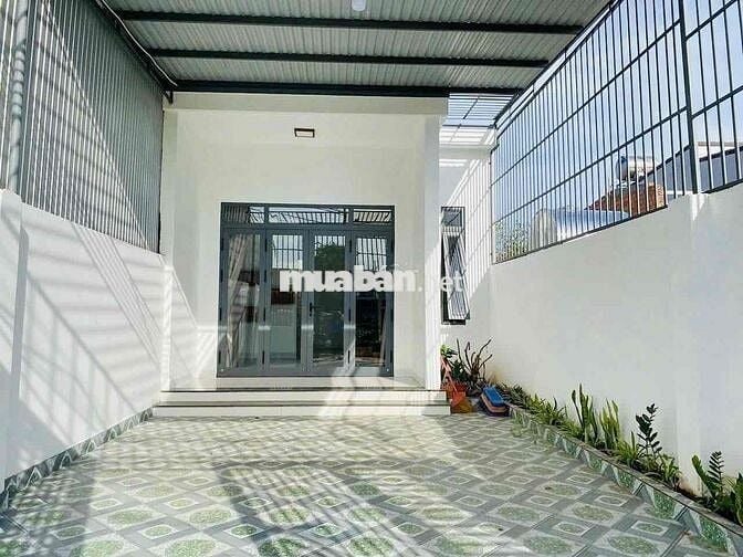CHO THUÊ NHÀ - HẺM SỐ 473 Y MOAN  - NHÀ XÂY DỰNG MỚI, CÓ NỘI THẤT