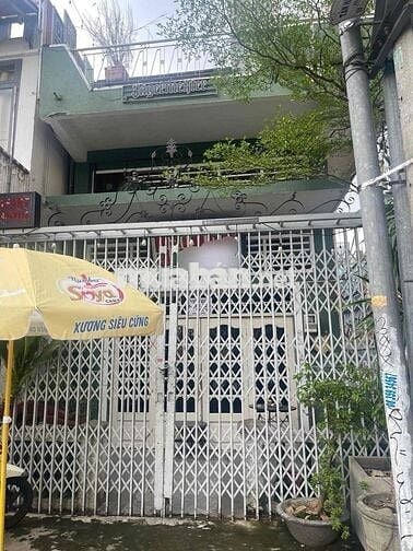 Nhà mặt tiền Trần Xuân Soạn Q7 khu dân cư đông đúc