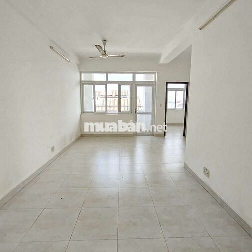Bán căn hộ Nhất Lan 2, Bình Tân .71,2 m2
Giá 2 tỷ 2, sổ hồng sẵn