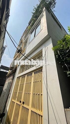 Cho thuê nhà 3 tầng phù hợp hộ gia đình khu Vĩnh Tuy, 156m2, 3 ngủ,2wc