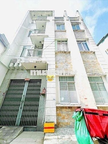 Nhà nguyên căn - 125m2 Đất - 4 tầng dtsd 250m2 - sân 45m2 - 5PN 5WC