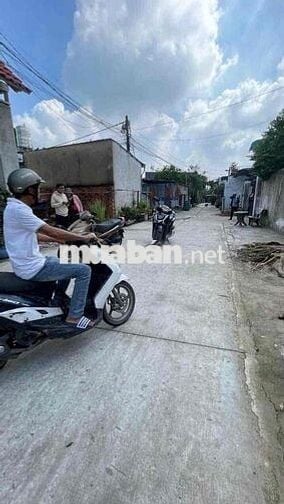 Bán Gấp lô đất 5x25m Giá 3ty1 ấp 4 xuân thới thượng củ đường 7m