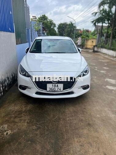 Mazda 3 2018 1.5 AT Sedan - 31000 km
