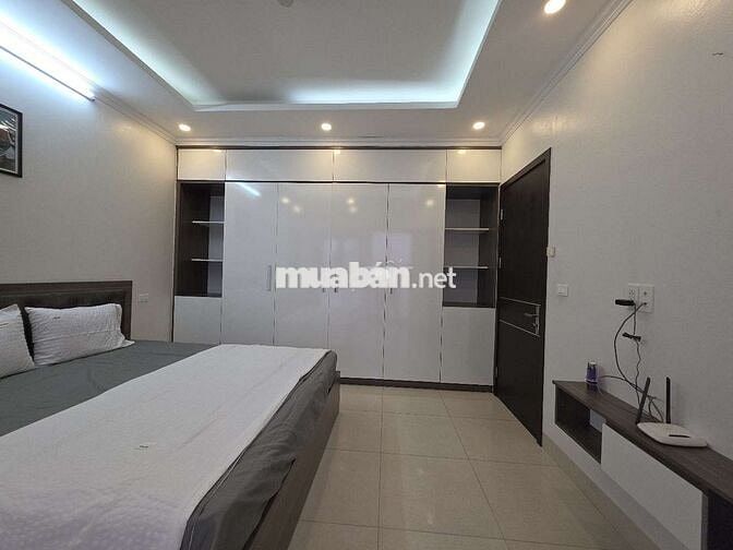 Cho thuê căn hộ 1 ngủ 1 khách ngõ 656 lạc long quân