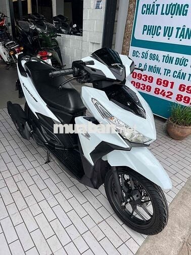 Vario 150 2016 trắng đen, vỏ đầu còn theo xe.