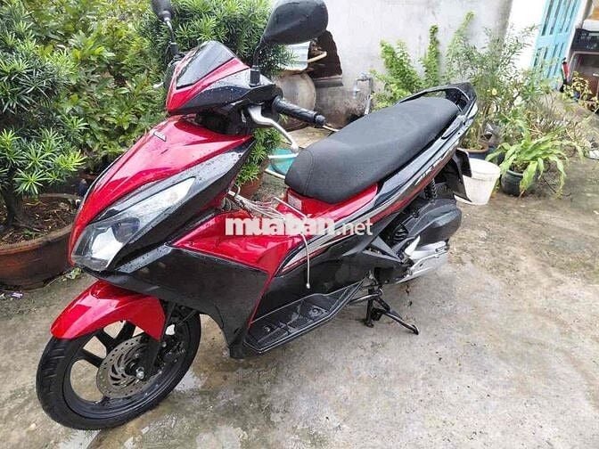 Air Blade chính chủ – xe mạnh, ngoại hình còn mới
