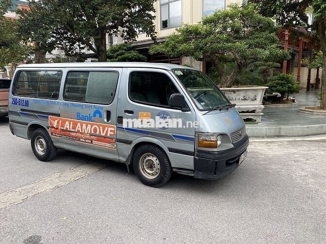 Toyota hiace tải van xe đep