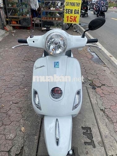xe vespa Fi trắng mới tinh