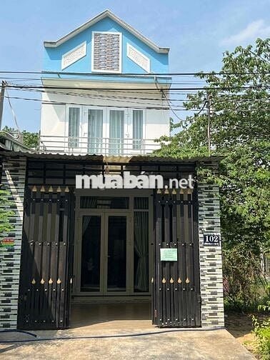 👉 Nhà nguyên căn 2 phòng ngủ cho thuê lâu dài, giá 5 triệu/tháng