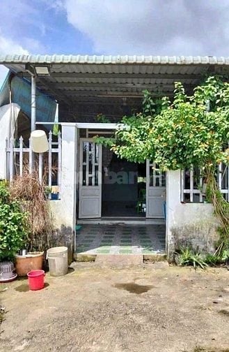 Bán nhà ở đường Phan Văn Hớn - Huyện Hóc Môn. DT100m2, giá 950 triệu