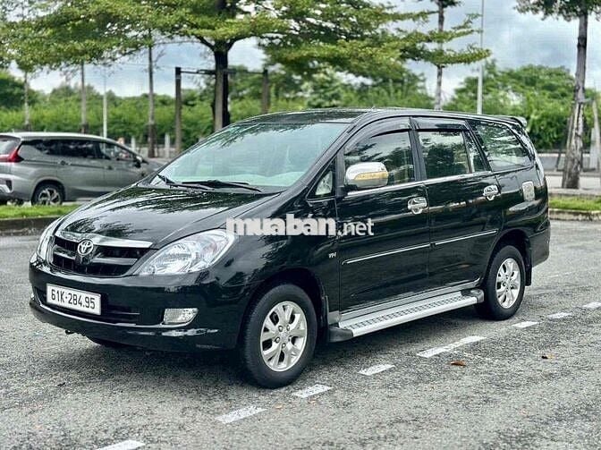 Toyota Innova 2007 G - 140000 km