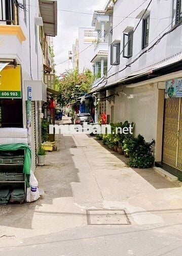 Gần Lê Văn Quới – Sát mặt tiền 4x10m – BTCT – HXH 5m – Nhỉnh 4 tỷ