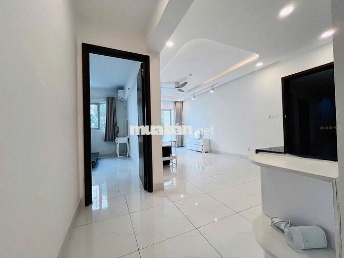 Cho thuê căn hộ 3PN Ruby Celadon 98m² sát Aeon Mall, giá chỉ 13tr