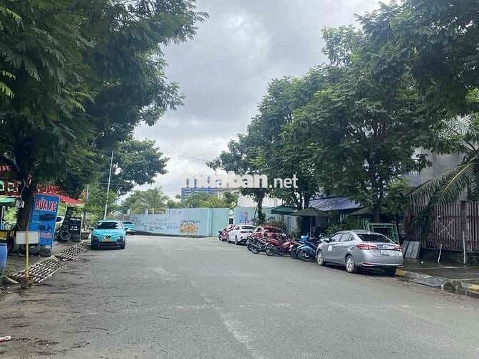 LÔ GÓC ngay Navita ngang LỚN 6.3M 100M2 view HIẾM chỉ 9.9 tỉ