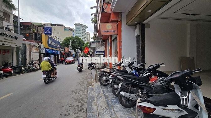 Mặt phố 59m ,5 tầng ,mt 4.5m, thang máy ,kd phố Nguyễn Đức cảnh