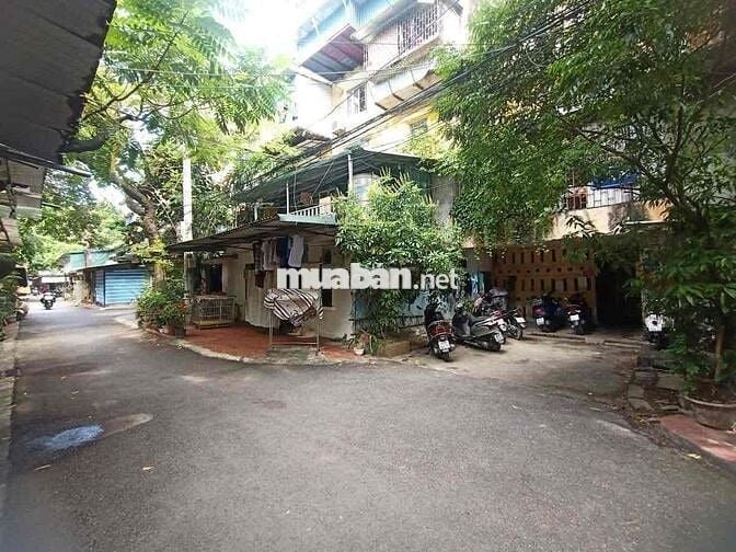 Bán nhà tập thẻ Bách Khoa - Trần Đại Nghĩa nhà đẹp 2 thoáng ở ngay 70m