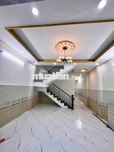 Nhà đẹp 4,5*16m 4PN 2/ ngắn Võ Văn Vân Ấp 4 Trung Tâm Ngã 5 Vĩnh Lộc