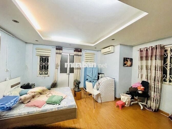CẦN BÁN NHÀ QUẬN HÀ ĐÔNG. 79M2 XÂY 3 TẦNG.