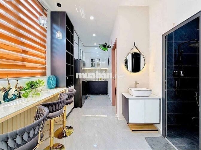 Chủ dễ tính.cần bán nhà gì vấp.khu dân trí cao.