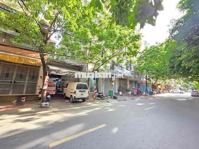 Mặt Phố Văn Quán64m mt4m,xe buýt chạy qua hàng ngày,vỉa hè KD đắc địa