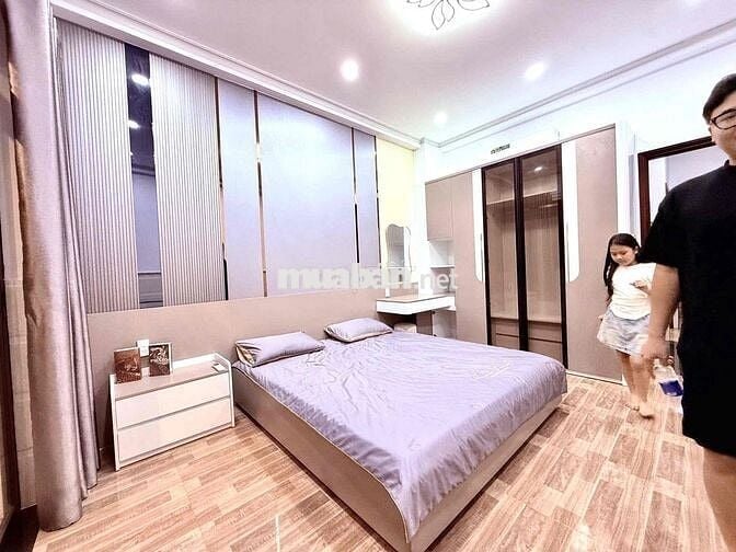 CĂN HỘ 2 Phòng Ngủ Ngay Ung Văn Khiêm