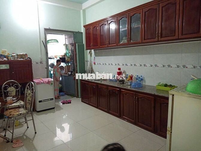 Cho Thuê hoặc bán nhà MẶT TIỀN 2 LẦU