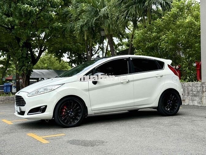 Ford Fiesta 2014 S 1.5 AT - 72000 km