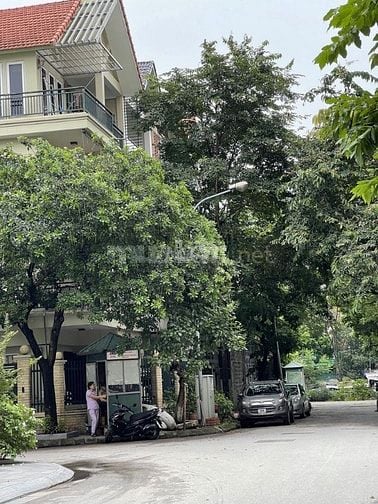 Bán nhà lô góc Phùng Khoang 60m², 5 tầng, 2 vỉa hè rộng thoáng