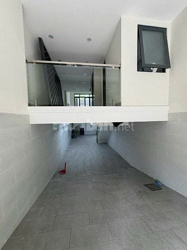 NHÀ 2 MẶT TIỀN CHỢ LỚN Q6 (4X18) HẦM LỬNG 5 TẦNG THANG MÁY. CHỈ 19,5 Ỷ