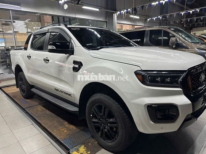 Ford Ranger Wildtrak 2021, hỗ trợ vay 70%, bh 2026
