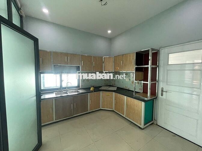 Giáp Q7 Phòng 50m2 ( 2PN - 2WC - 1Phòng Bếp ) Giá 5,5tr / Tháng .