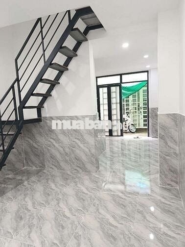 Bán nhà sổ hồng chung đường Thạnh Xuân 52 đất thổ cư