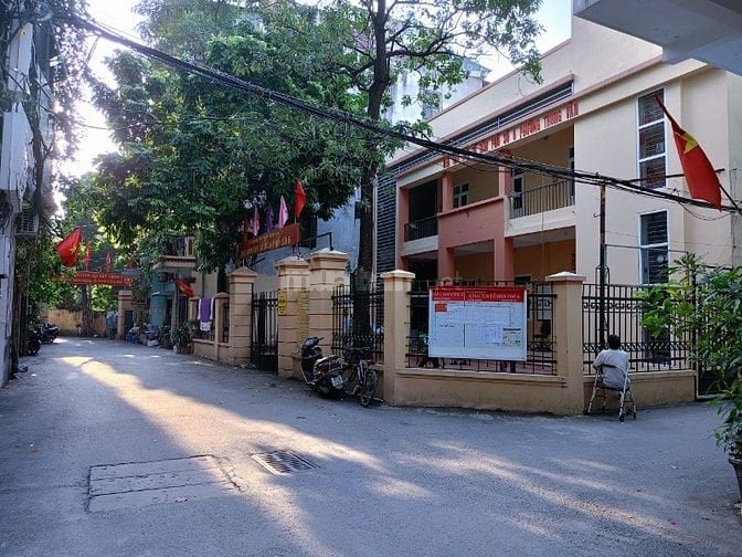 BÁN ĐẤT TẶNG NHÀ PHÙNG KHOANG – TRUNG TÂM HÀ NỘI